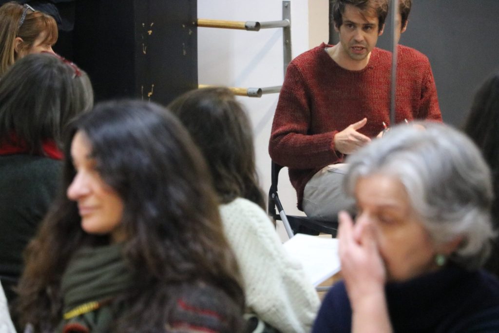 Sessão preparatória do Clube de Leitura Teatral, com José Maria Vieira Mendes (foto: Nuno Rato / TAGV)
